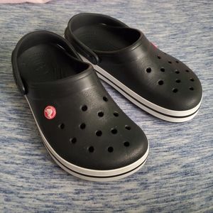 🌼SOLD🌼 Black Crocband Crocs